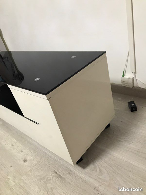 Meuble de télé (image 3)