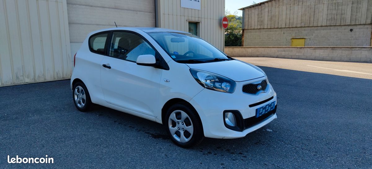 Kia Picanto 1.0 essence 69ch (image 2)