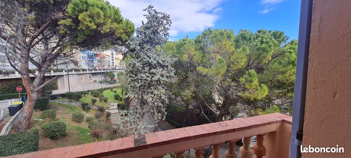 Appartement a louer grasse - 1 pièce(s) - 35 m2 - Surfyn