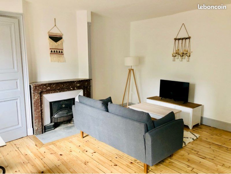 Appartement 2 pièces 47 m² · à Saint-Étienne · 46,9 m² · 560 €
