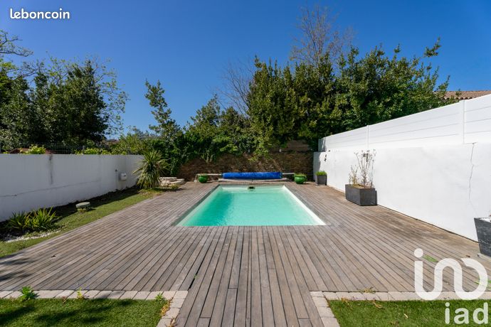 Maison 5 pièces 160 m²