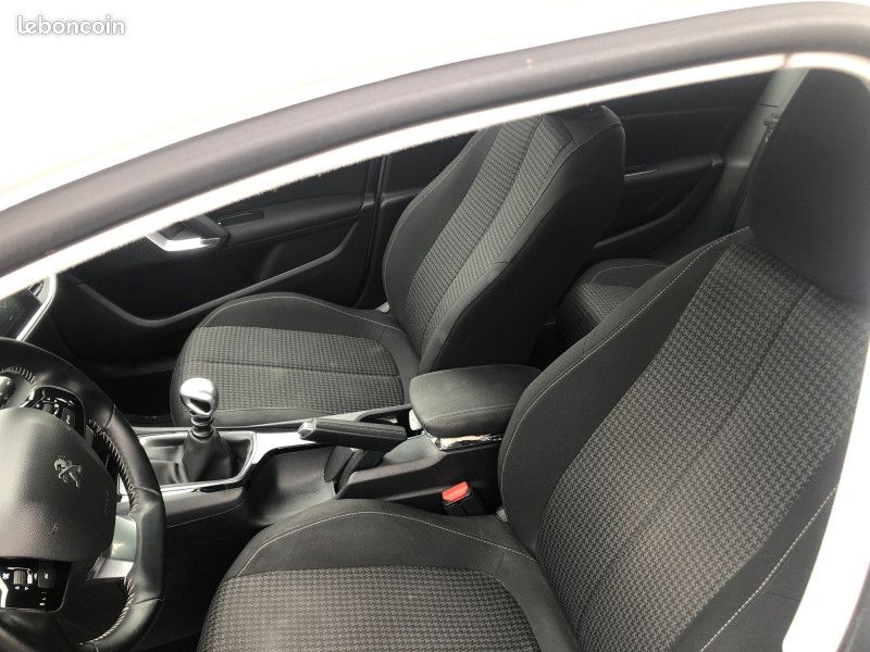 Peugeot 308 1.5 BLUEHDI 130CH S&S ACTIVE (image 11)