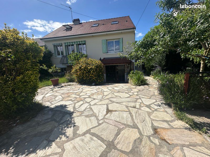 Maison 5 pièces 140 m² · à Beauchamp · 140 m² · 449 000 €