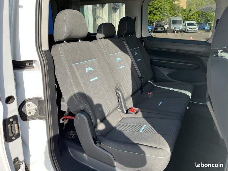 Ford Grd Tourneo Connect 2.0 EcoBlue 122ch Active (image 15)