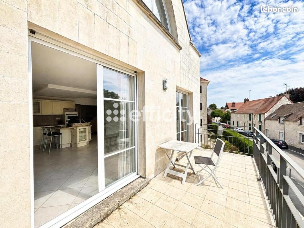 Appartement 4 pièces 102 m² · à Crépy-en-Valois · 102 m² · 325 000 €