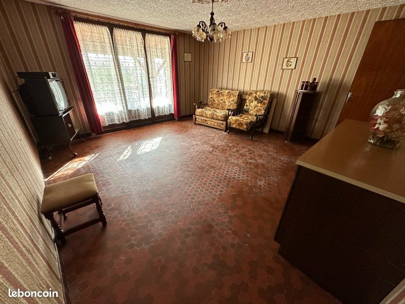 Maison 4 pièces 90 m² · à Lencloître · 90 m² · 75 000 €