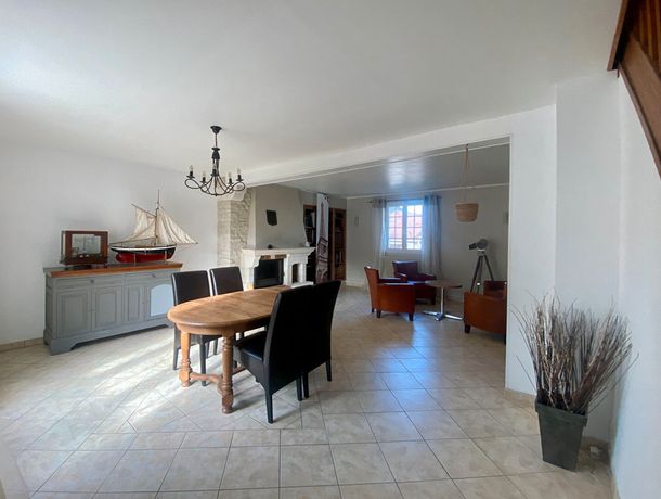 Maison a vendre  - 6 pièce(s) - 179 m2 - Surfyn