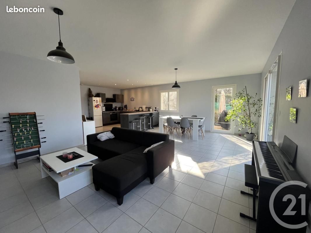 Maison 6 pièces 110 m² · à Chessy · 110 m² · 380 000 €