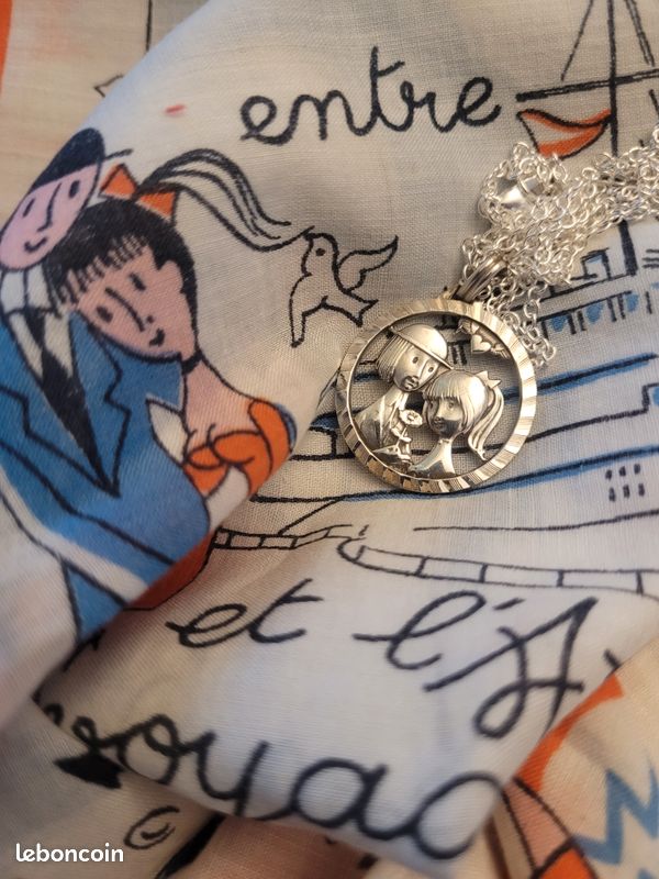 Pendentif Vintage 'Les Amoureux De Peynet' - Bijou Occasion, Joli Et Romantique