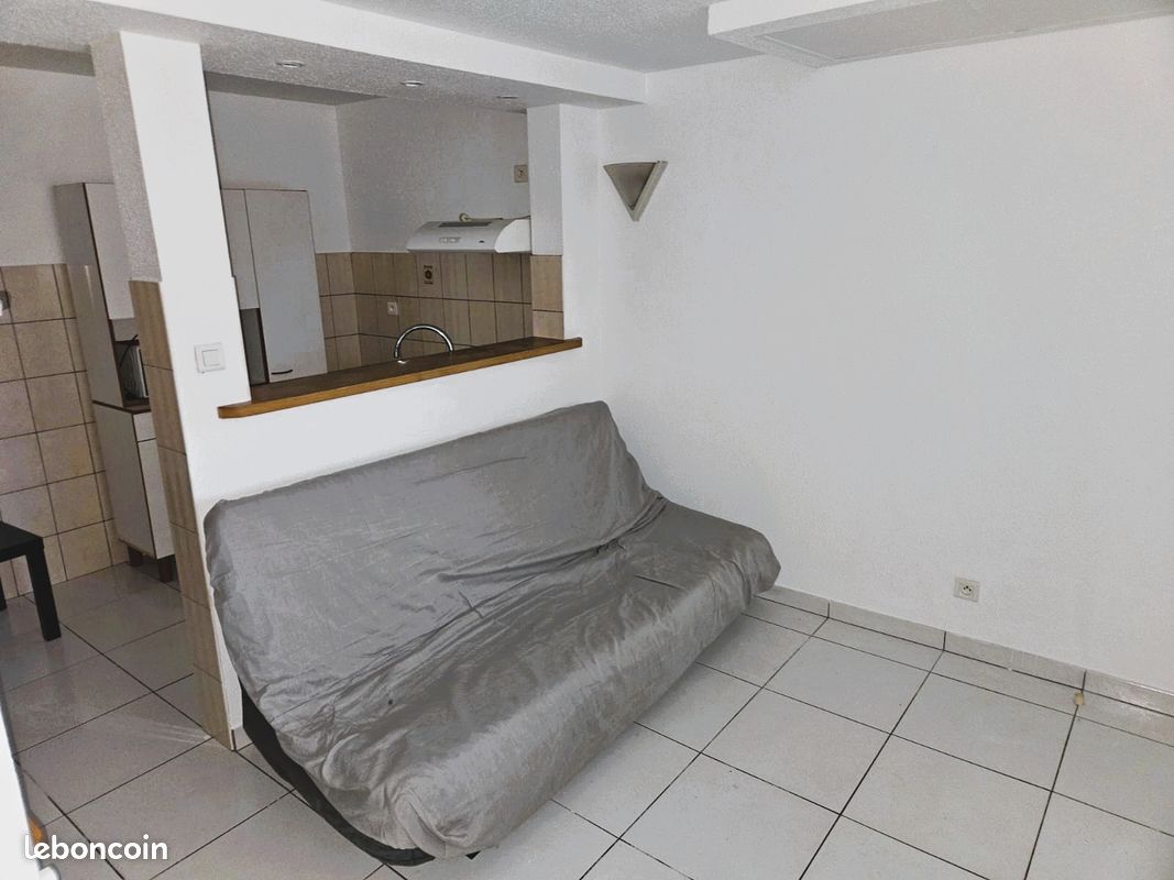 Appartement 1 pièce 28 m² · à Bavilliers · 28 m² · 330 €