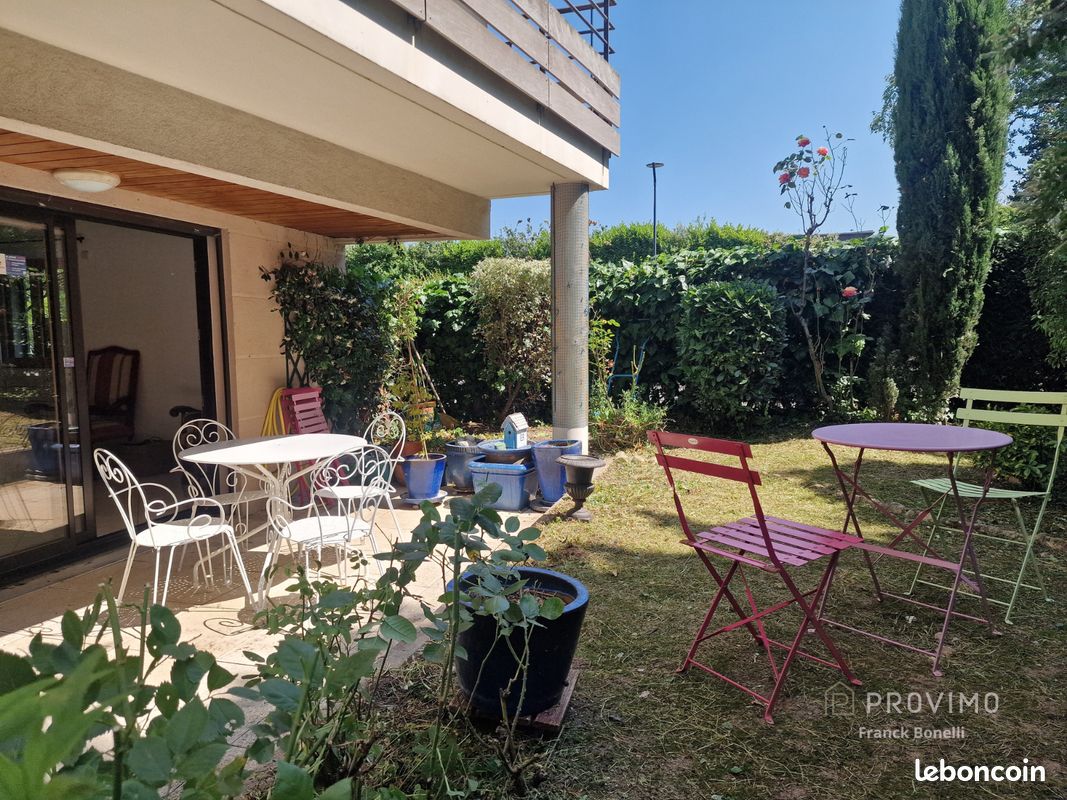 Appartement 2 pièces 54 m² · à Saint-Julien-en-Genevois · 54 m² · 262 500 €
