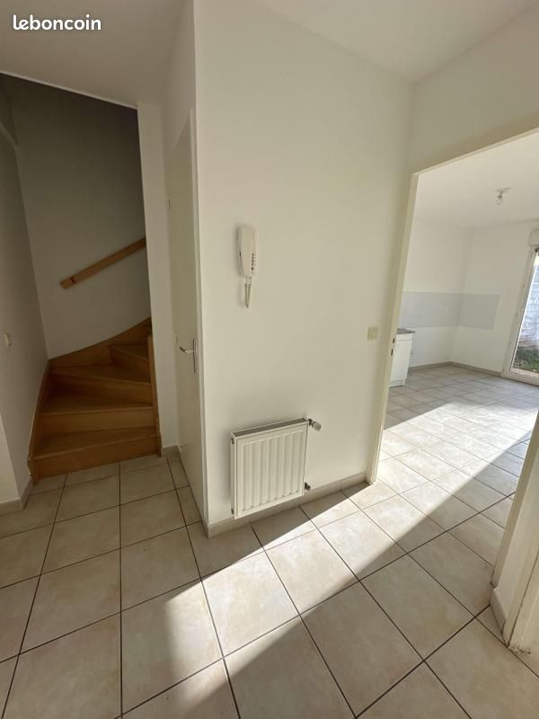 Maison a louer bourgoin-jallieu - 4 pièce(s) - 101 m2 - Surfyn