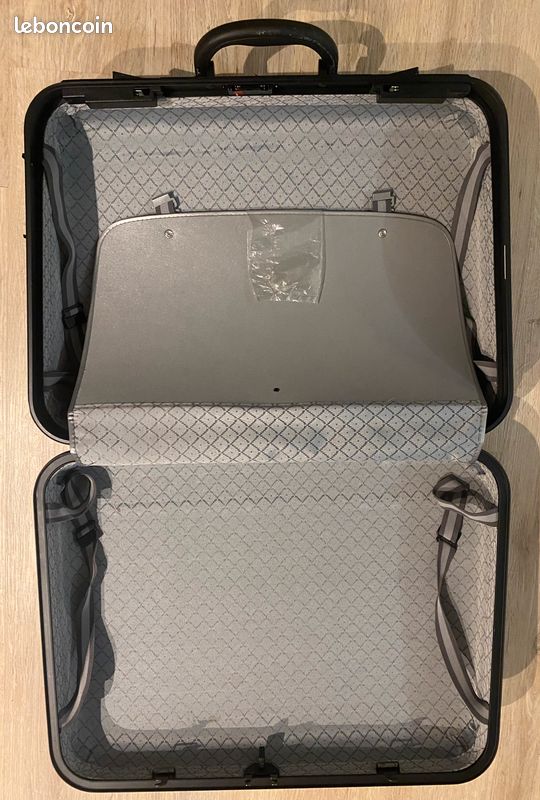Valise Dixxon – Solide et spacieuse (image 5)