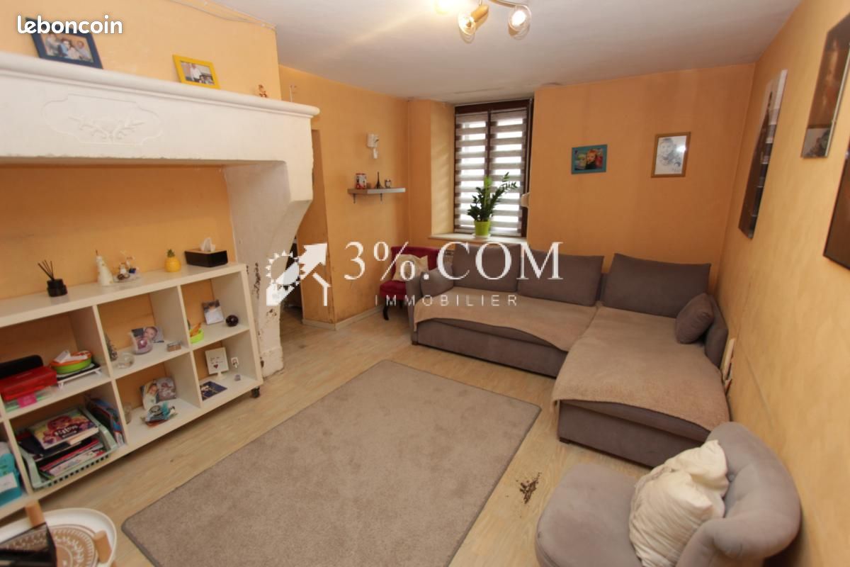 Maison 10 pièces 243 m² · à Rambervillers · 243 m² · 33 600 €