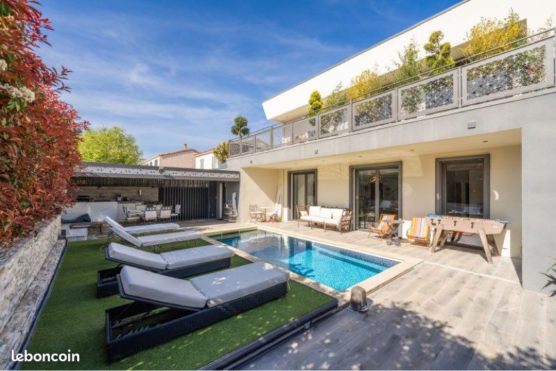 Maison 6 pièces 150 m² · à La Ciotat · 150 m² · 1 150 000 €
