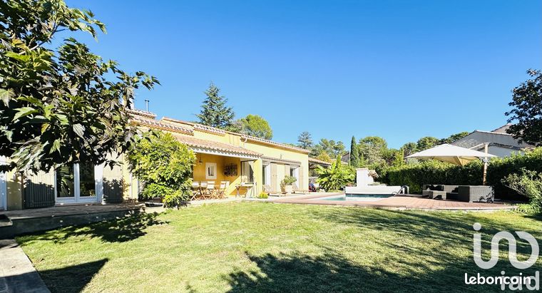 Maison 8 pièces 197 m²