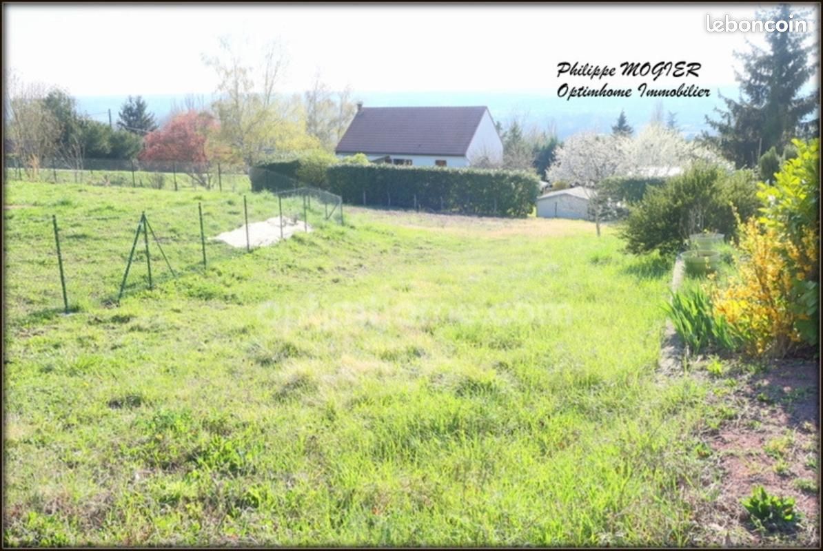 Terrain 1413 m² · à Abrest · 60 500 €