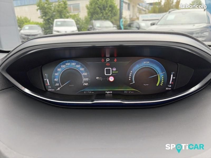 Peugeot 3008 HYBRID4 300ch GT Pack e-EAT8 (image 10)