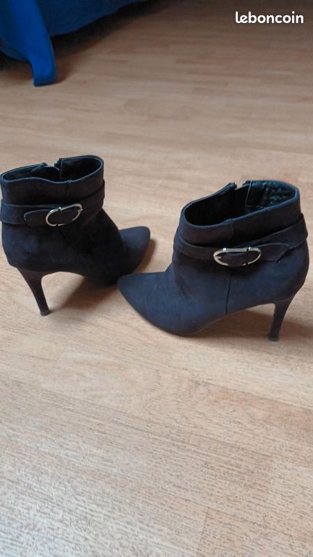 À vendre plusieurs chaussures. Femmes (image 12)
