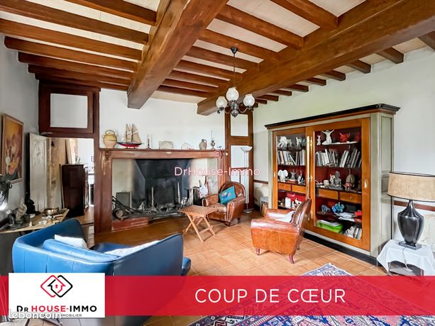 Propriété 6 pièces 240 m²