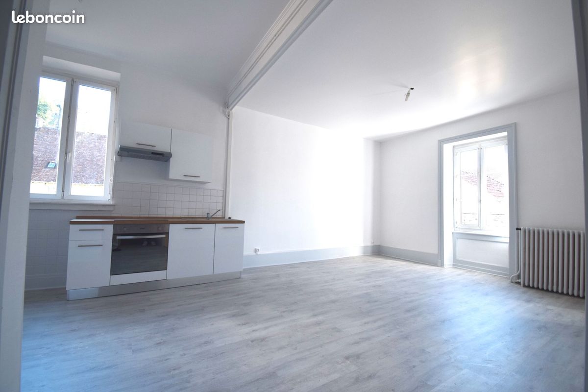 Appartement 4 pièces 97 m² · à Gray · 97 m² · 510 €/mois