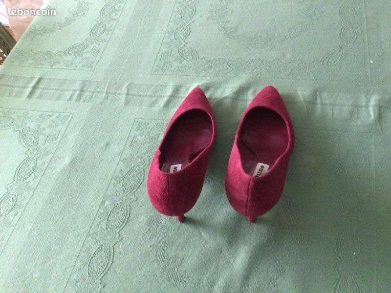 Escarpins nubuck rouge sombre Dune 37 (image 3)