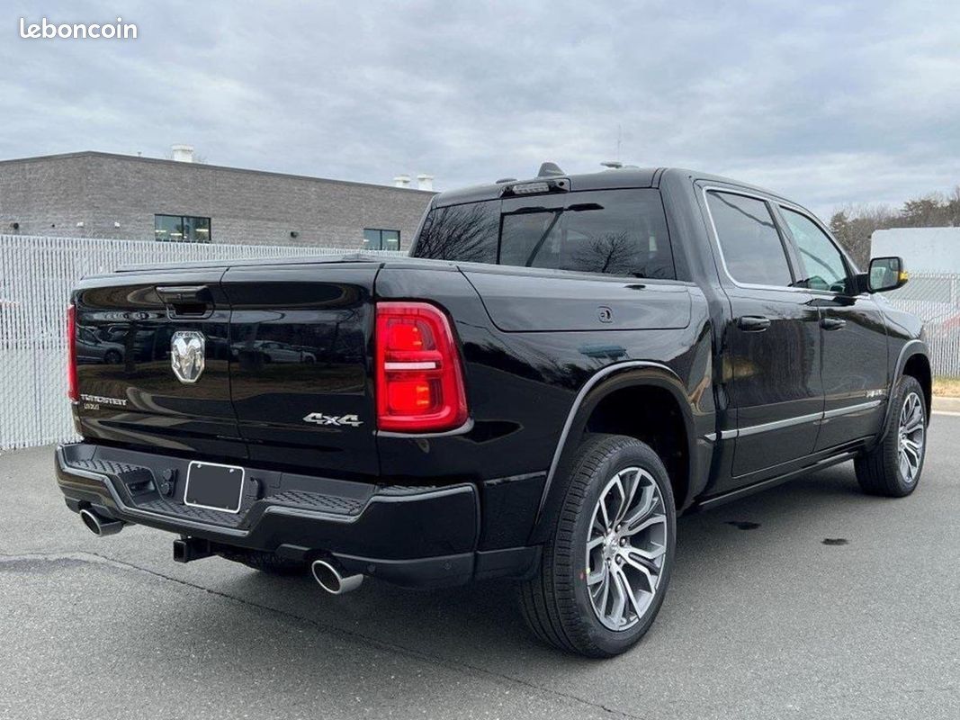 Dodge Ram 1500 Tungsten 4x4 2026 (image 2)