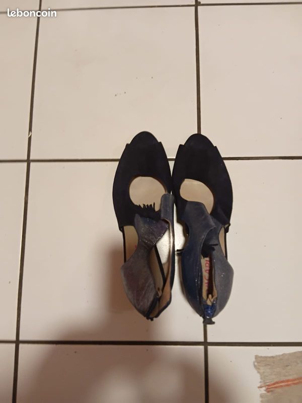 Chaussure Sacapuce Version Noire Classique Chaussures