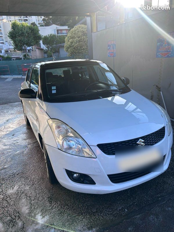 Suzuki Swift 1.3 DDiS Diesel 75ch Toit Ouvrant Entretien Suivi Factures 145000 km 🚗✨ (image 1)