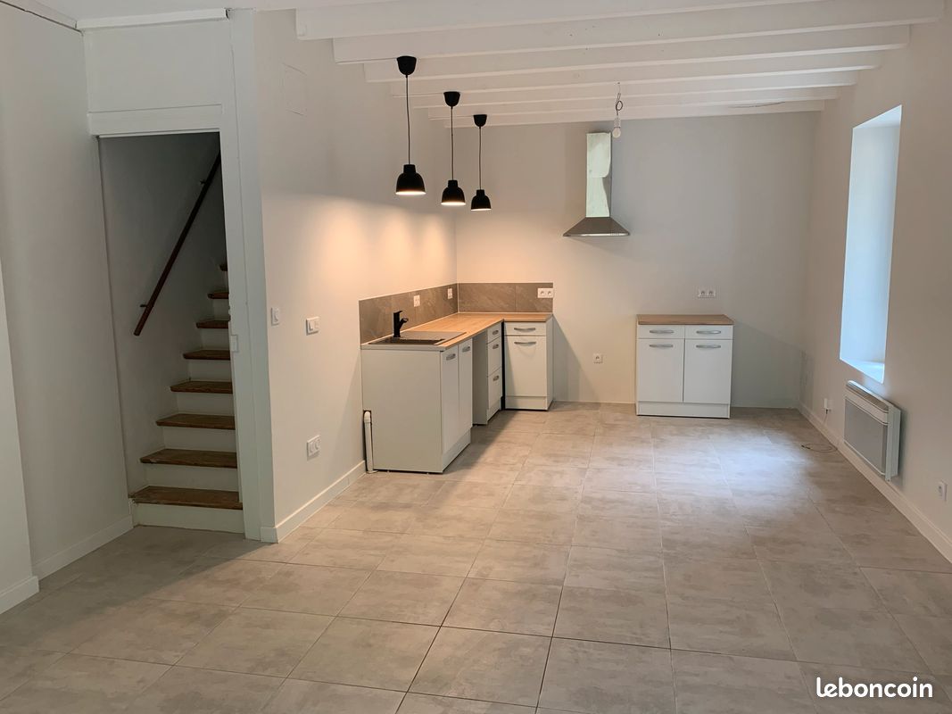 Maison 3 chambres avec jardin - Auros 33124 (image principale 0)