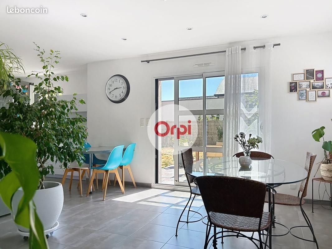 Maison 5 pièces 122 m² · à Theix-Noyalo · 122 m² · 402 000 €