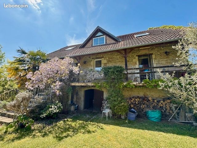 Maison 4 pièces 115 m² · à Saint-Pierre-Toirac · 115 m² · 293 680 €