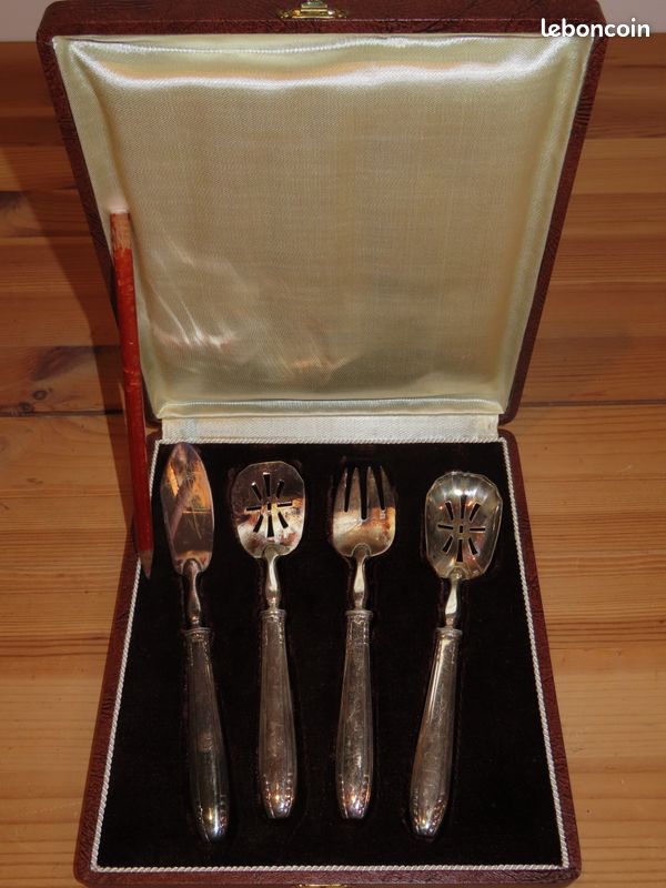 Service à Mignardises Ancien En Argent Fourré, Métal Argenté, Coffret, Bon état
