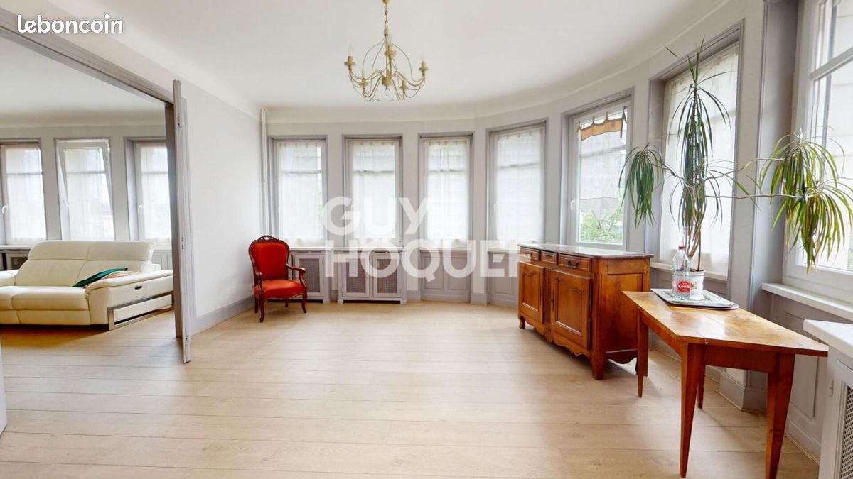 Appartement 5 pièces 136 m² · à Mulhouse · 136 m² · 234 000 €
