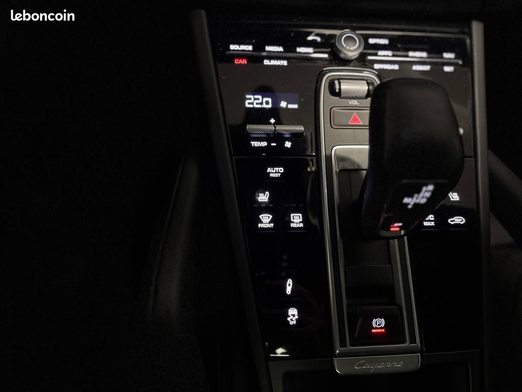 Porsche Cayenne Coupé Base V6 340cv / Pack Chrono Caméra 360 Sièges chauffants (image 27)