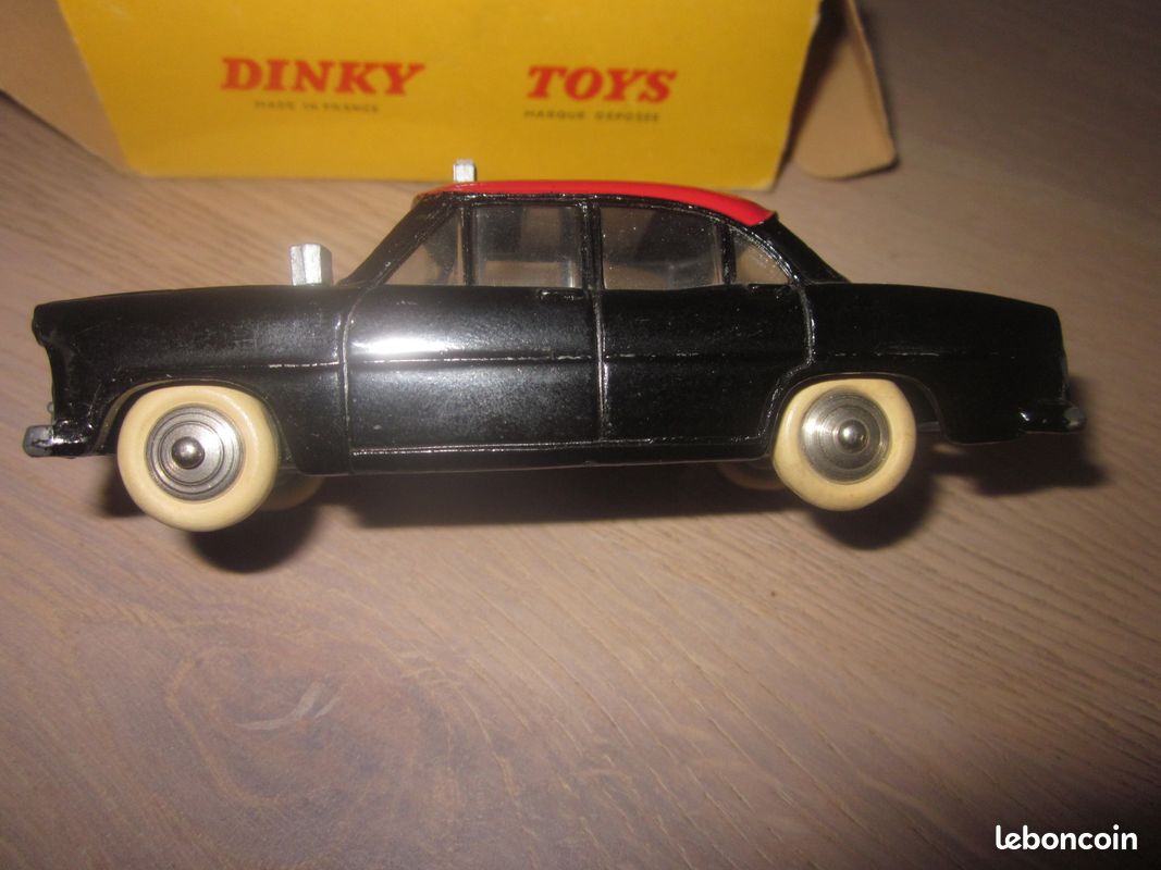 Dinky Toys Simca Ariane Taxi - Réf 542 24 ZT - échelle 1/43 (occasion)