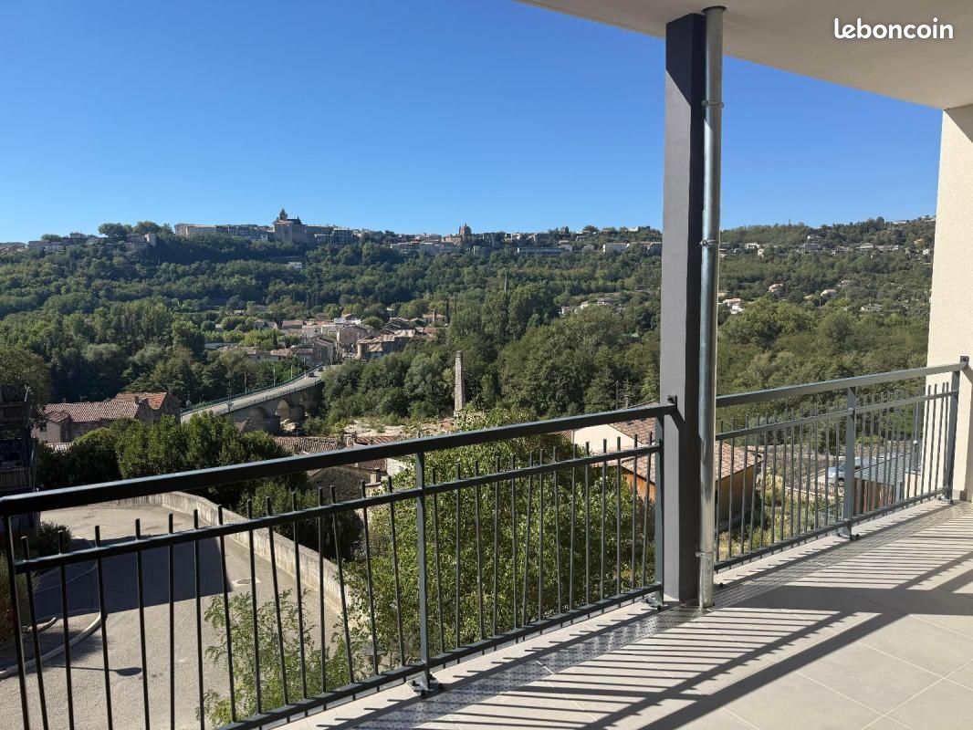 Appartement 3 pièces 82 m² · à Ucel · 82 m² · 880 €/mois