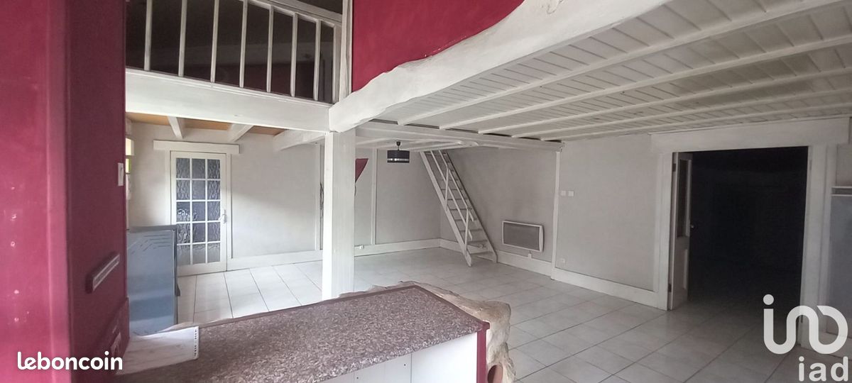 Maison 3 pièces 79 m² - Jarnac 16200 (image principale 6)