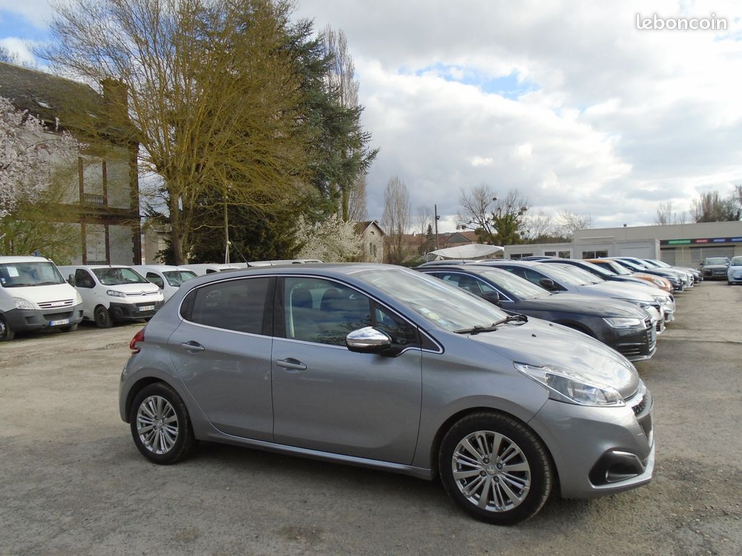 208 bluehdi 100 allure (image 1)