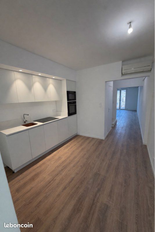 Appartement 4 pièces 110 m² · à Saint-Mitre-les-Remparts · 110 m² · 1 450 €