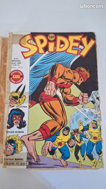 Comics vintage Spidey album 15 (image 3)