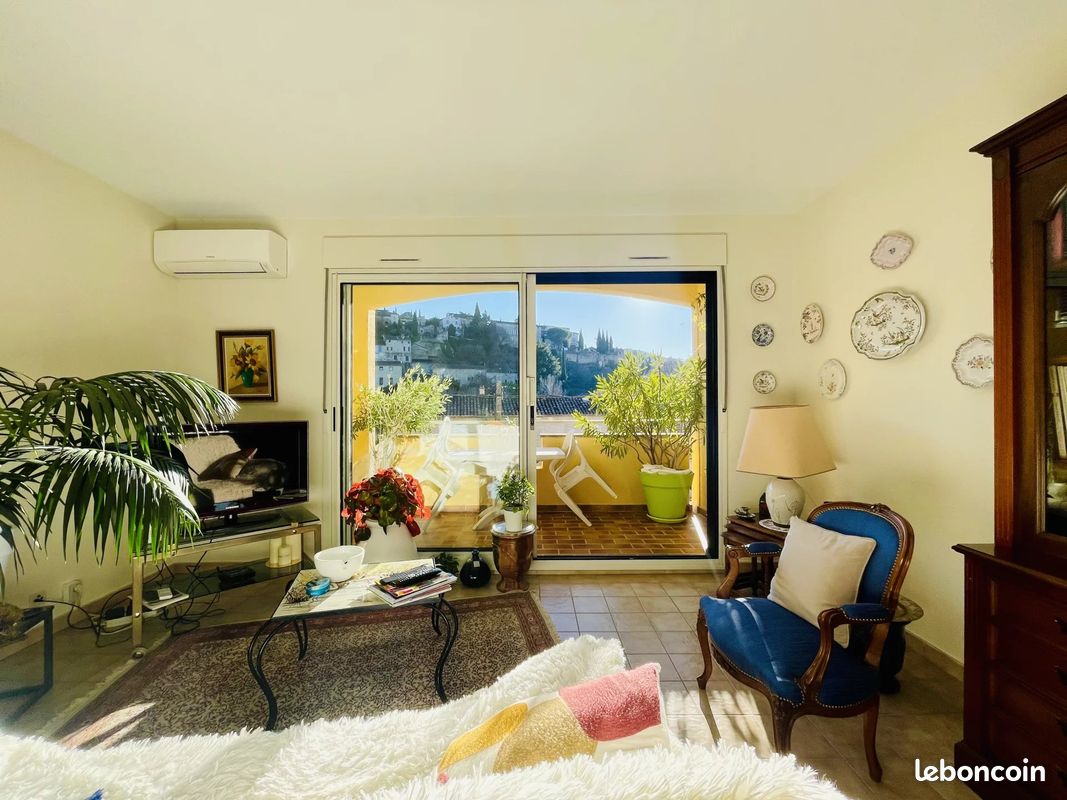 Appartement 3 pièces 71 m² · à Vaison-la-Romaine · 71 m² · 236 250 €