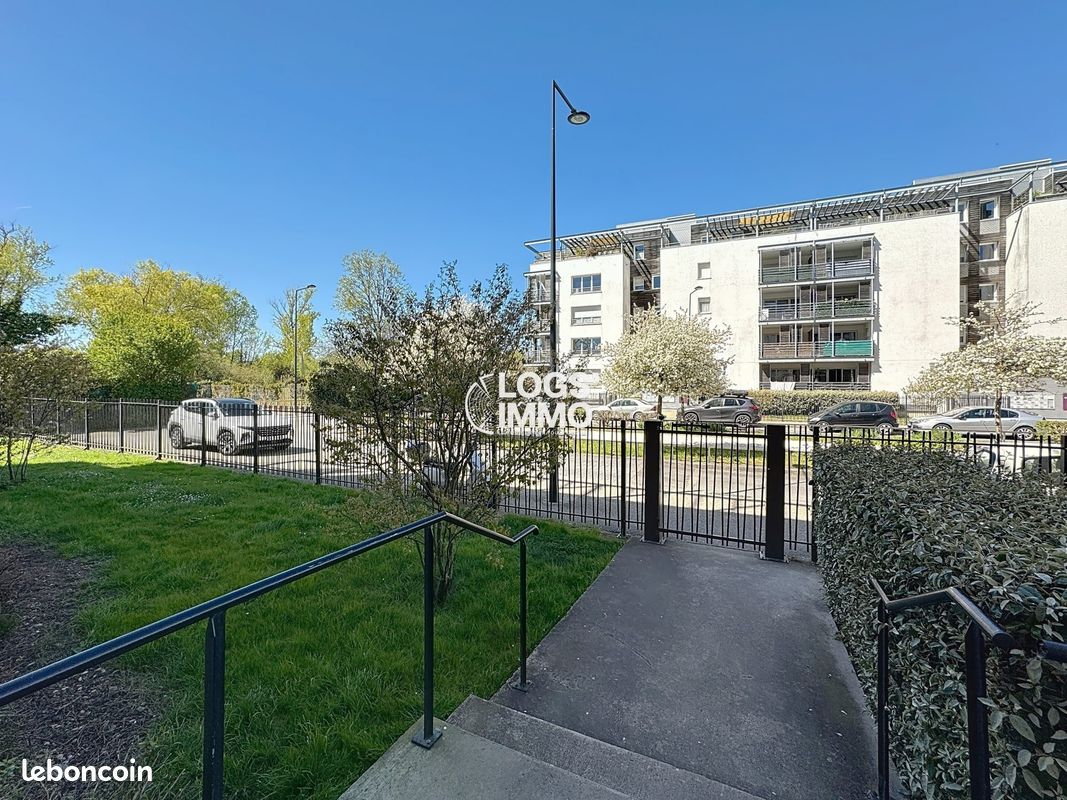 Appartement 3 pièces 61 m² · à Floirac · 61 m² · 923 €/mois
