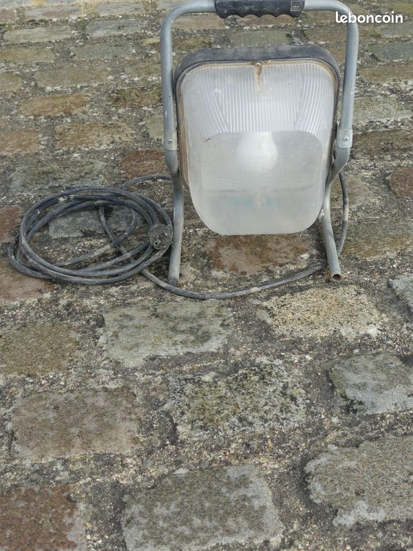 Projecteur de chantier (image 3)