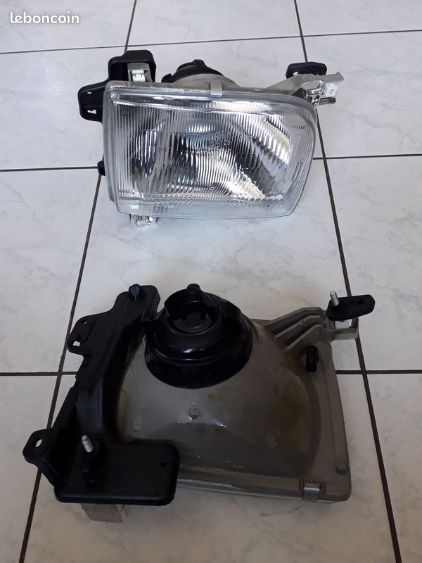 Phare Avant Gauche Pour Nissan Navara Pick-Up - Projecteur Neuf, Garantie 2 Ans