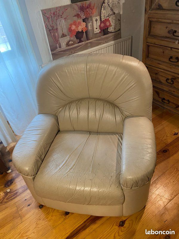 Fauteuil cuir (image 1)