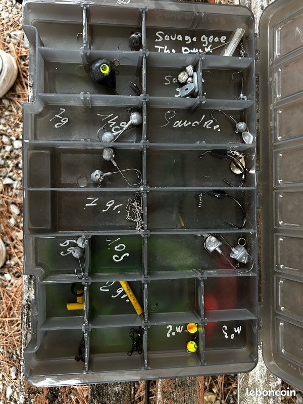 Homemade Plastic Fishing Tackle Boxes Bait Box Special Mate Musky
