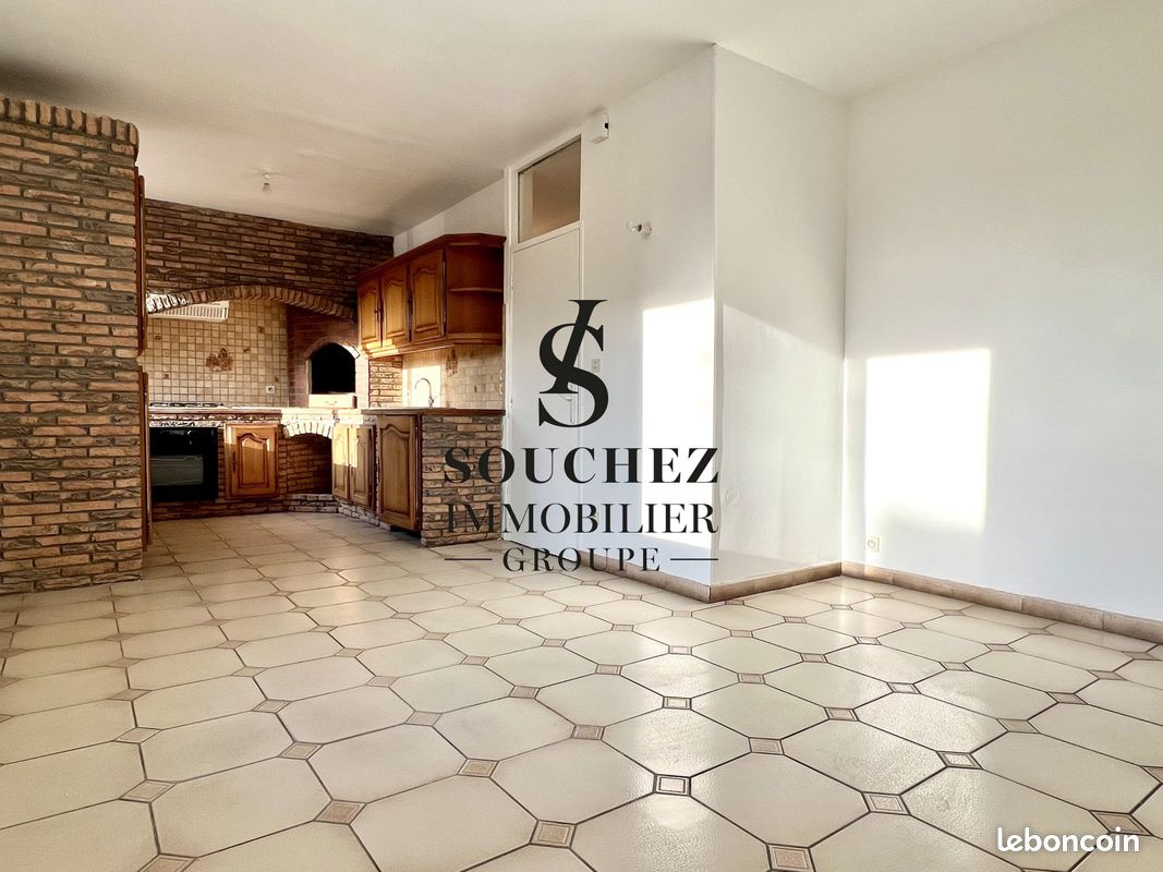 Maison 6 pièces 300 m² · à Lens · 300 m² · 279 000 €