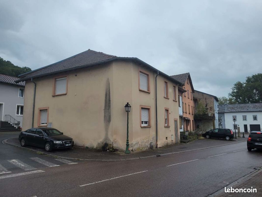 Maison 8 pièces 172 m² · à Hargarten-aux-Mines · 172 m² · 100 000 €