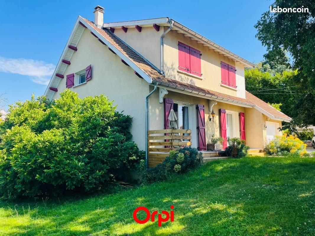 Maison 4 pièces 132 m² · à La Côte-Saint-André · 132 m² · 239 000 €